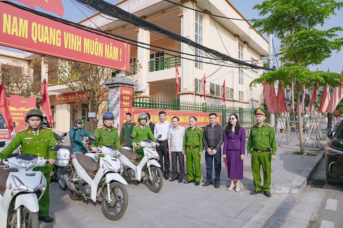 anh tin bai